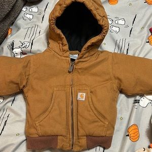 I accidentally removed the tag. Is brand new. 6Months